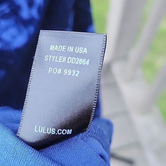 Lulu's cross front velvet dress size M - Picture 6 of 7